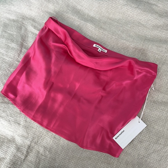 REFORMATION Spritz Top in Flambe - Picture 8 of 10